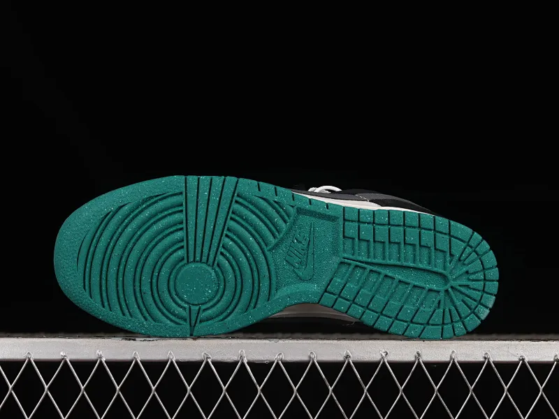 All categories Nk SB Dunk series Nk SB Dunk Low low-top sneakers Nk SB Dunk Low "85" black and gray double hook strap black and green SB low-top sports and leisure sneakers DO9457-133